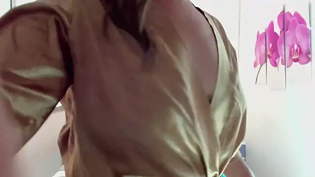 Abril Beltran  online show from 01-31-26, 09:46