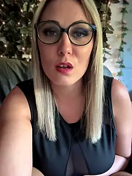 Leanymphoo online show from 09-17-25, 03:24