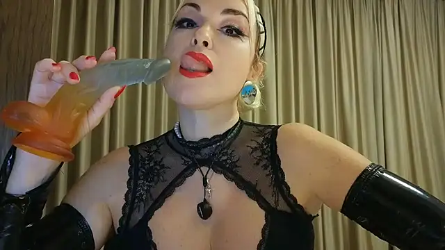 MissKateX online show from 06-14-26, 09:17