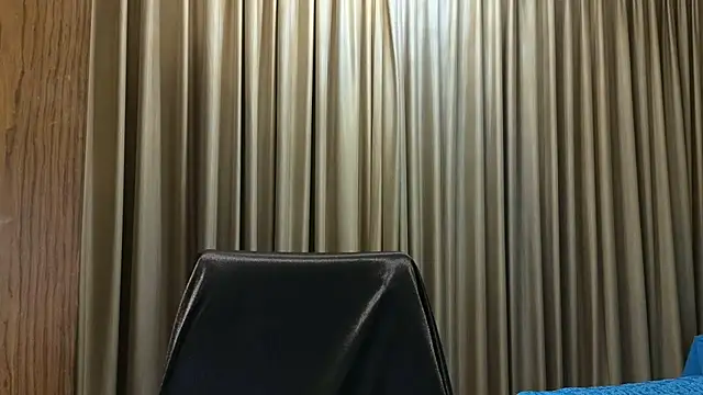 MissKateX online show from 06-25-26, 09:19