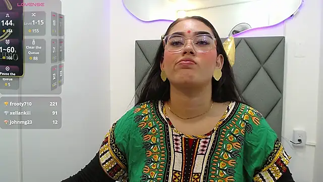 analishalimar online show from 02-10-25, 09:25