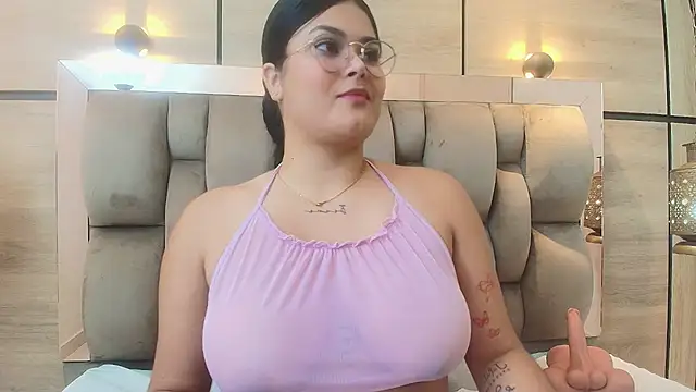 im mou  online show from 09-17-25, 12:51