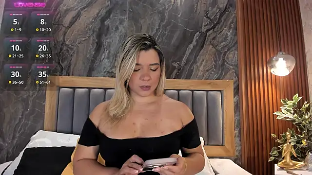 Gaia Stone online show from 01-29-25, 12:56