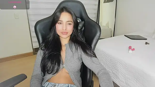 EvaMoet online show from 02-07-26, 05:00