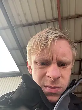 schwanzgranate online show from 02-10-25, 02:26