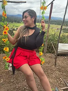 Snapshot of karinadiaz69 chatting on 07-23-26, 02:48 karinadiaz69 online show from 07-23-26, 02:48
