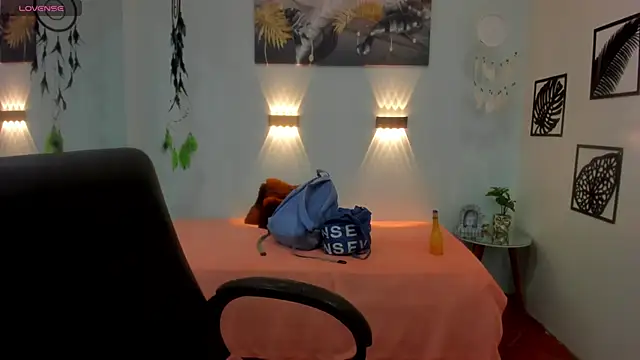 tracycum online show from 02-03-25, 03:17