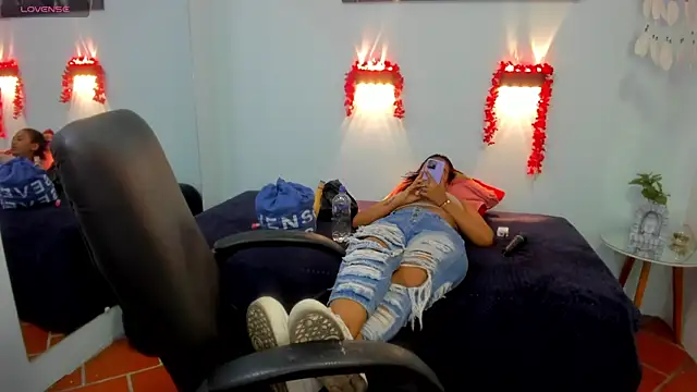 tracycum online show from 03-04-25, 07:43