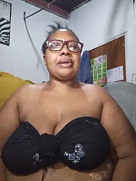 YELLOW BONE online show from 06-12-26, 08:41