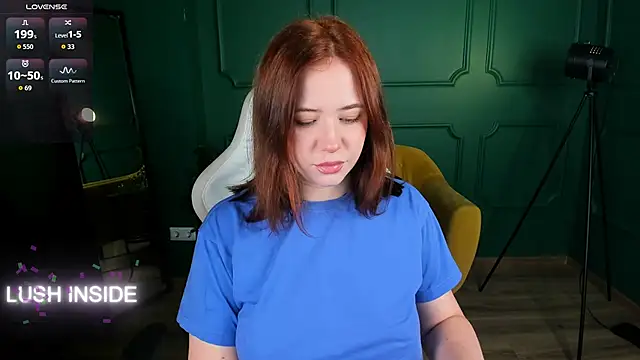 Pretty Alison online show from 10-07-25, 02:25