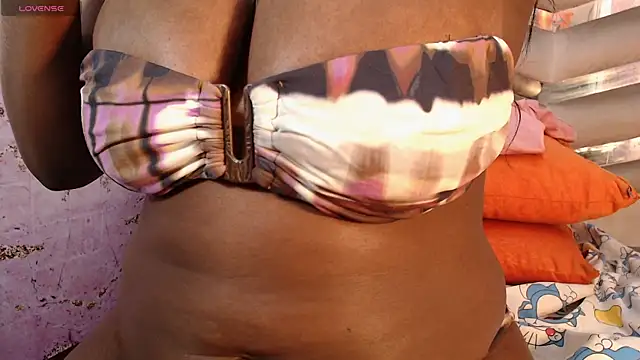 Snapshot of EBONNYGODDESXXX chatting on 02-22-25, 03:25 EBONNYGODDESXXX online show from 02-22-25, 03:25