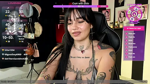 Snapshot of val_bardot chatting on 03-17-25, 02:52 val bardot online show from 03-17-25, 02:52