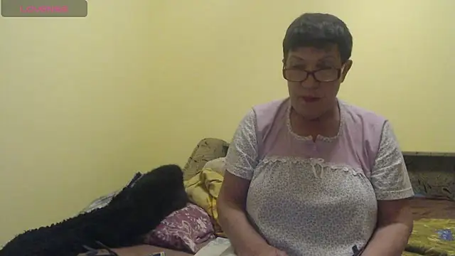 Sandra Carina online show from 04-28-26, 08:36