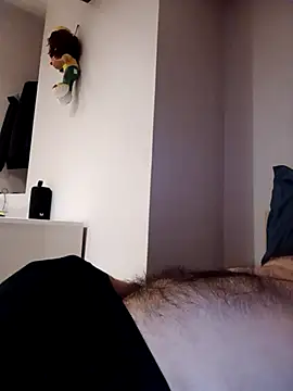 Snapshot of Alainsolo chatting on 09-11-25, 08:53 Alainsolo online show from 09-11-25, 08:53