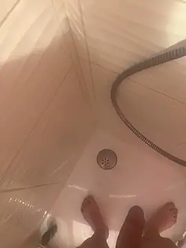 Snapshot of Alainsolo chatting on 03-05-26, 11:39 Alainsolo online show from 03-05-26, 11:39