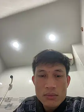 Snapshot of TienLong chatting on 01-17-26, 04:00 TienLong online show from 01-17-26, 04:00