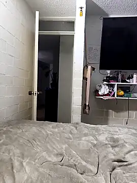 Juam22 online show from 11-04-25, 02:21