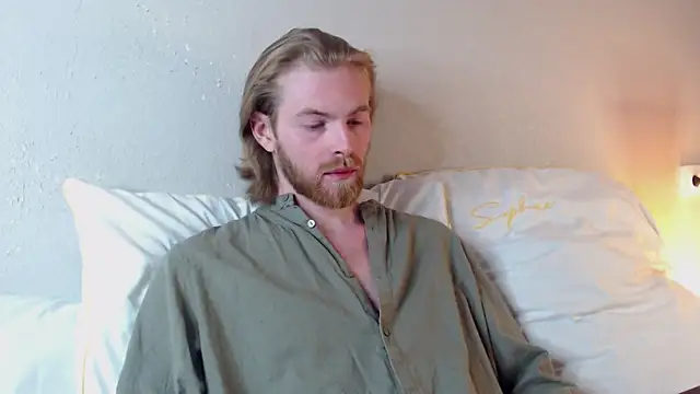 Snapshot of Damien_Bi chatting on 12-05-24, 10:23 Damien Bi online show from 12-05-24, 10:23