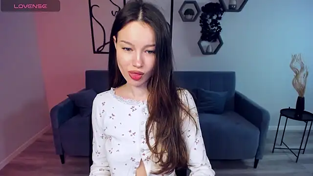 KaitieLove online show from 01-31-25, 12:07
