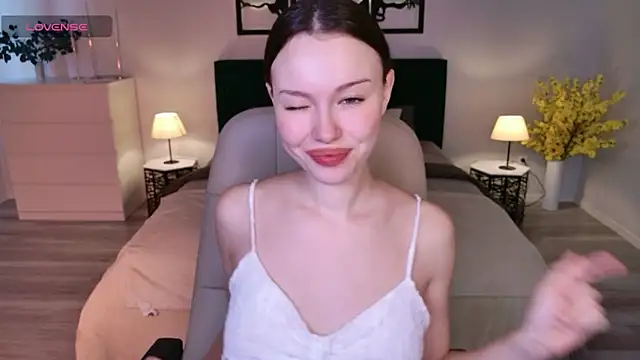 KaitieLove online show from 09-20-25, 08:37