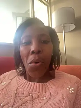 Snapshot of lindiwe07 chatting on 10-11-25, 04:16 lindiwe07 online show from 10-11-25, 04:16