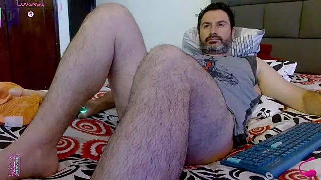 rodrher81 online show from 06-21-26, 07:38