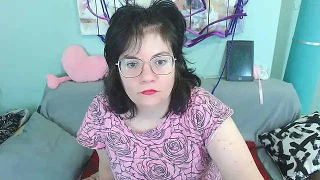 EverlyRays online show from 12-17-24, 12:22