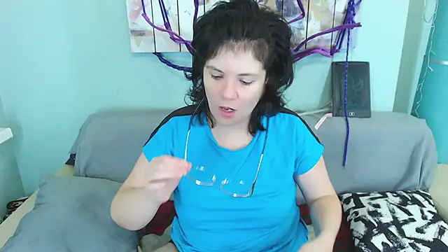 EverlyRays online show from 12-27-24, 06:42