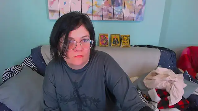 Snapshot of EverlyRays chatting on 02-15-26, 07:54 EverlyRays online show from 02-15-26, 07:54