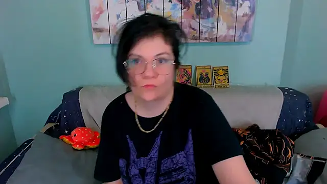 Snapshot of EverlyRays chatting on 02-22-26, 02:15 EverlyRays online show from 02-22-26, 02:15