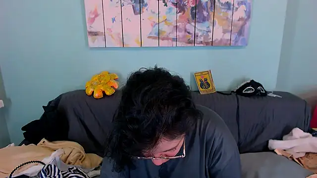 Snapshot of EverlyRays chatting on 03-13-26, 04:24 EverlyRays online show from 03-13-26, 04:24