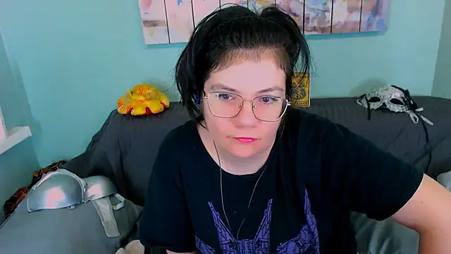 Snapshot of EverlyRays chatting on 03-20-26, 04:28 EverlyRays online show from 03-20-26, 04:28