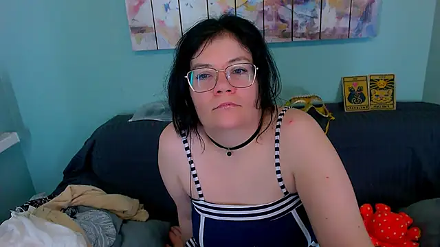 Snapshot of EverlyRays chatting on 03-21-26, 08:45 EverlyRays online show from 03-21-26, 08:45