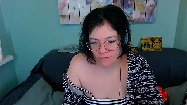 Snapshot of EverlyRays chatting on 03-22-26, 05:38 EverlyRays online show from 03-22-26, 05:38