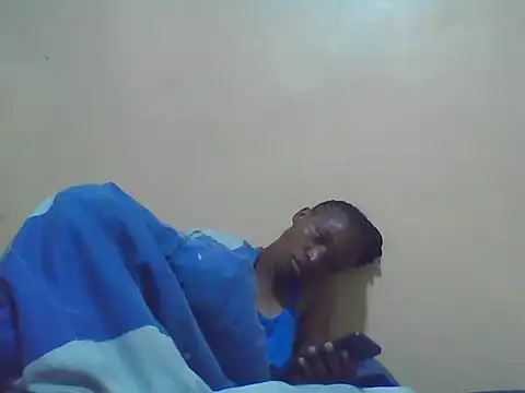 Smillie prety online show from 02-18-26, 05:03