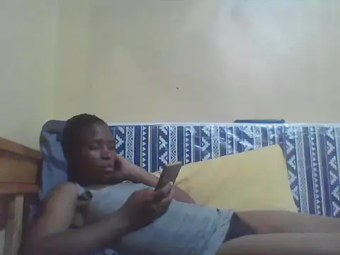 Smillie prety online show from 05-12-26, 05:21