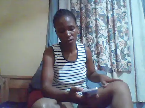 Smillie prety online show from 07-08-26, 05:28