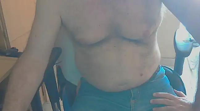 Snapshot of angelgarcia269 chatting on 02-21-25, 02:16 angelgarcia269 online show from 02-21-25, 02:16
