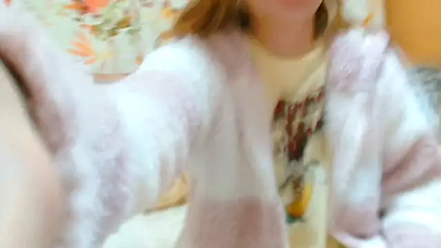 liliyRiSAcha-n online show from 12-25-24, 07:13