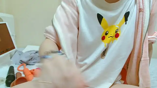 liliyRiSAcha-n online show from 09-11-25, 09:20