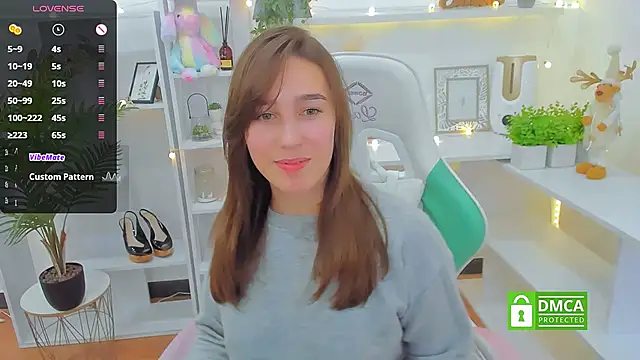  Eliizabeth  online show from 12-31-24, 12:32