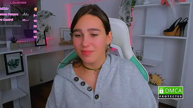  Eliizabeth  online show from 10-31-25, 10:33