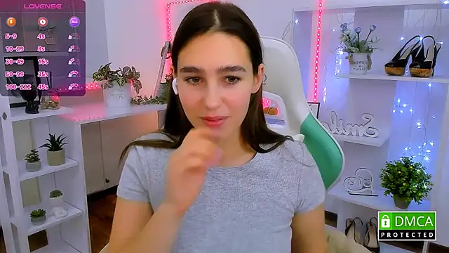  Eliizabeth  online show from 01-09-26, 09:38