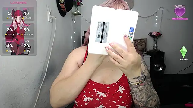 Snapshot of Madyson_ho chatting on 10-24-25, 04:53 Madyson ho online show from 10-24-25, 04:53