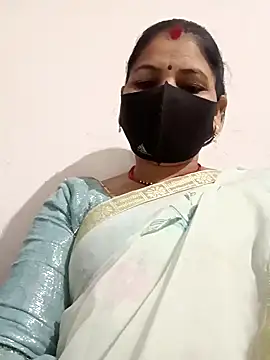 Snapshot of Riyaa-Devi chatting on 02-02-25, 05:48 Riyaa-Devi online show from 02-02-25, 05:48
