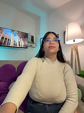 tati reyess online show from 04-24-26, 12:18