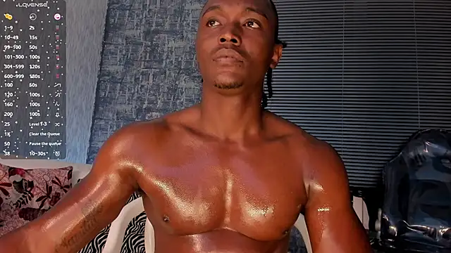 DannSmmith online show from 12-19-25, 09:05