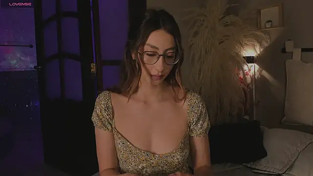 lua ferch   online show from 12-16-24, 03:54