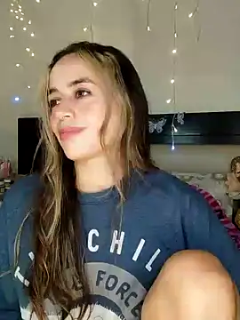 Natalia Suarez online show from 12-30-24, 03:47