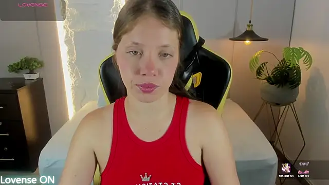 Snapshot of nataly_rodri chatting on 09-08-25, 07:57 nataly rodri online show from 09-08-25, 07:57